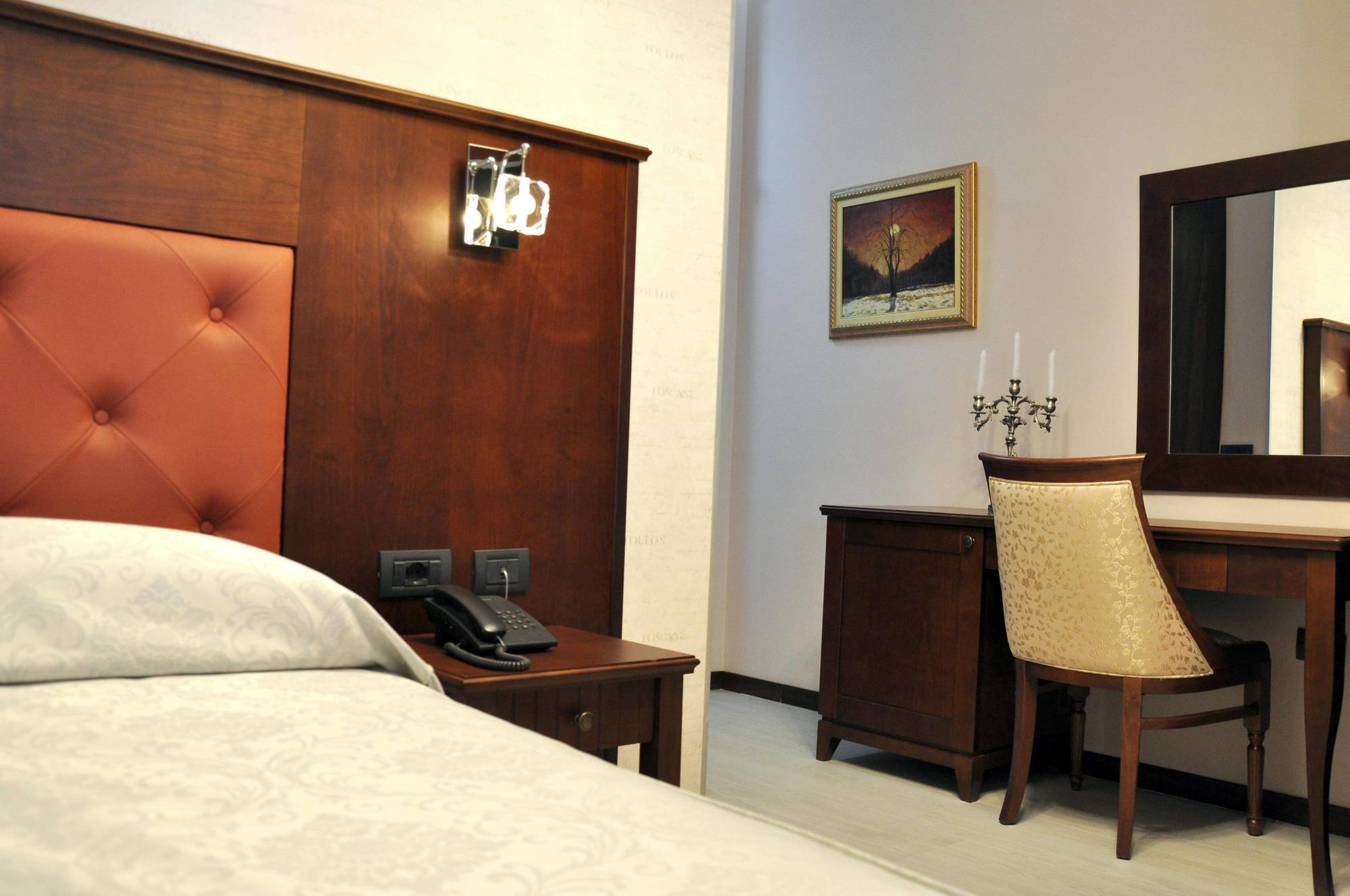 Oxford Hotel