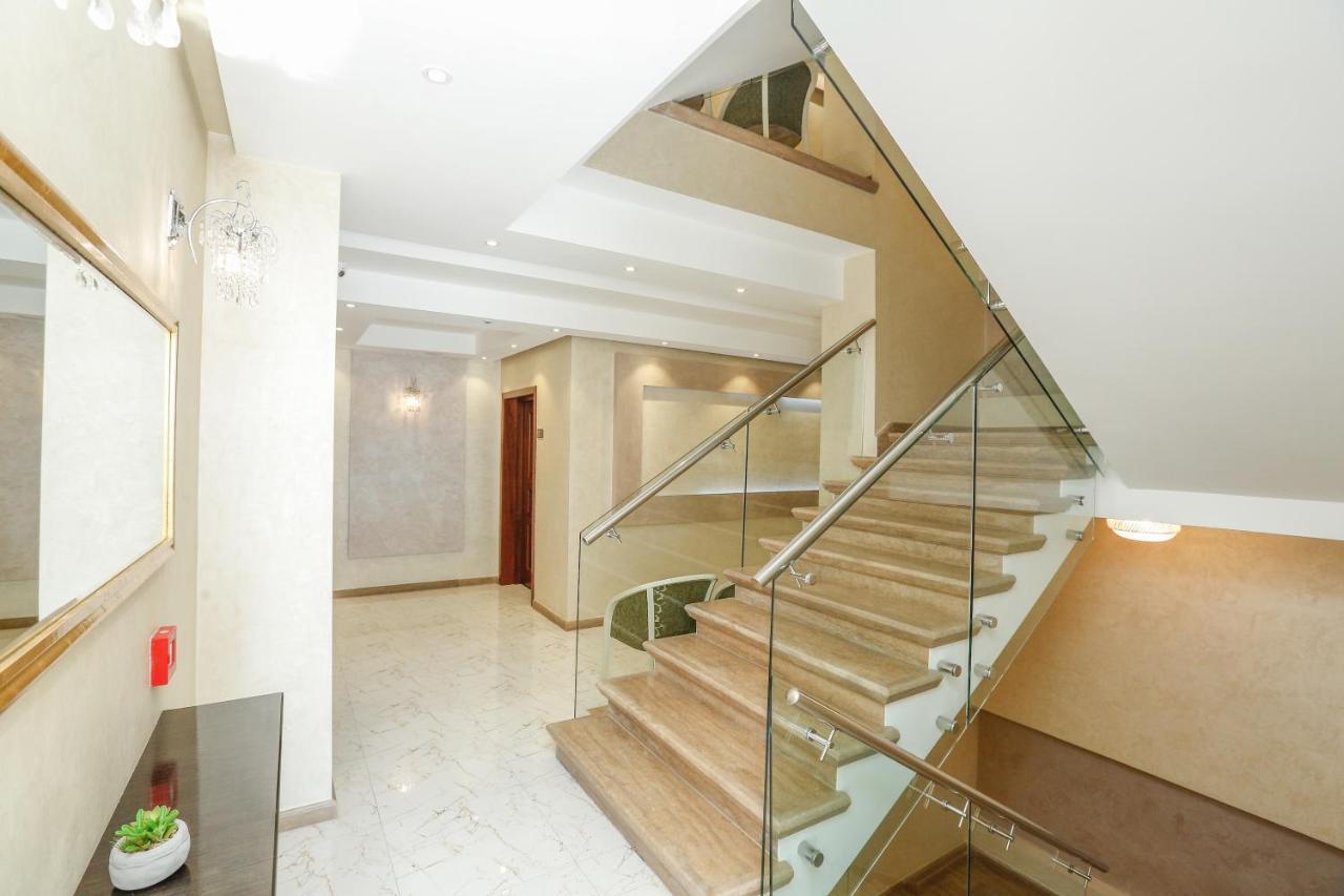 Hotel Oxford 4*